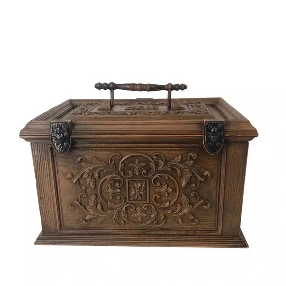 Vintage 1970s Max Klein Sewing Box – Faux Wood Plastic Storage Chest USA Made - Picture 7 of 16